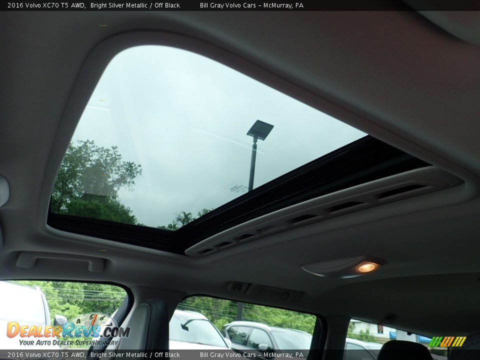 2016 Volvo XC70 T5 AWD Bright Silver Metallic / Off Black Photo #20