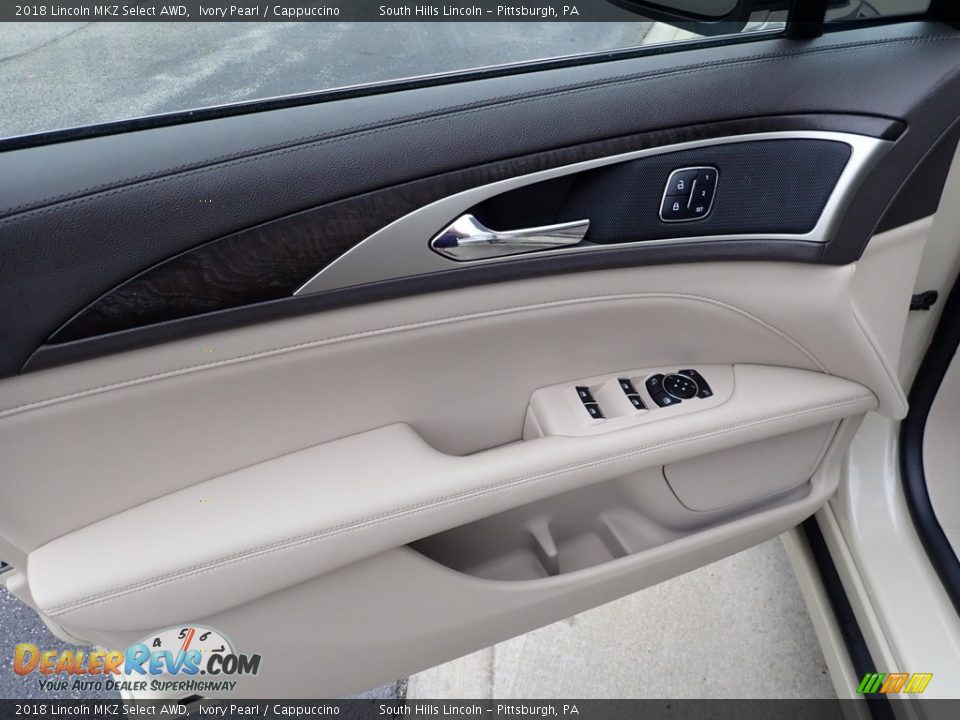 Door Panel of 2018 Lincoln MKZ Select AWD Photo #18