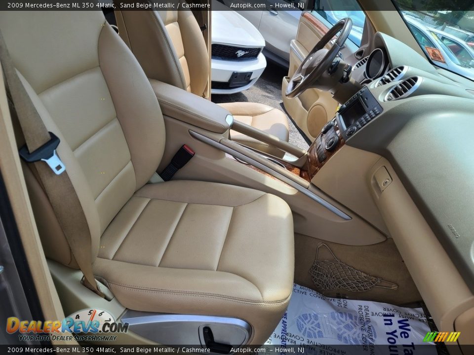 2009 Mercedes-Benz ML 350 4Matic Sand Beige Metallic / Cashmere Photo #17