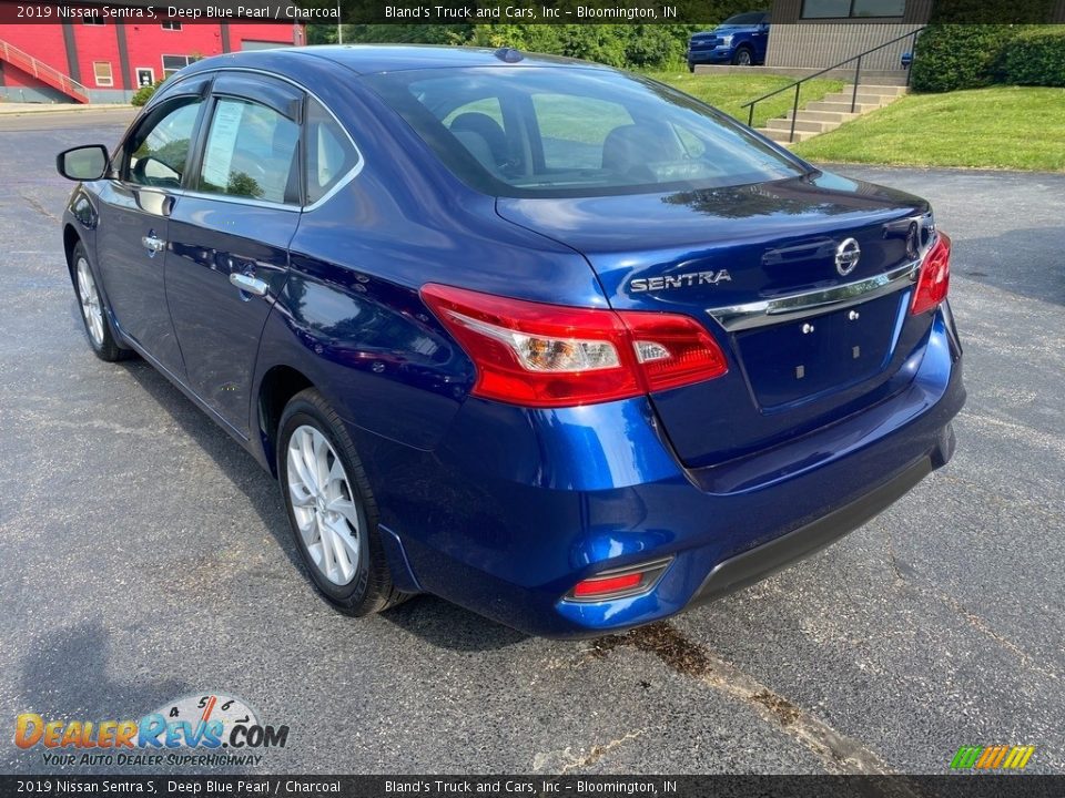 2019 Nissan Sentra S Deep Blue Pearl / Charcoal Photo #8