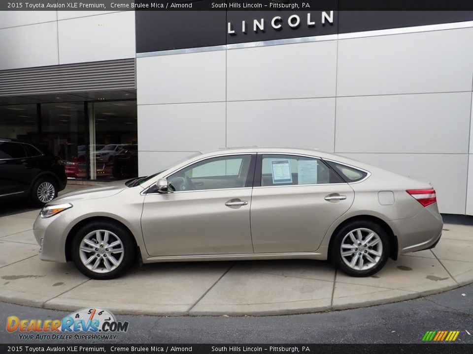 2015 Toyota Avalon XLE Premium Creme Brulee Mica / Almond Photo #2