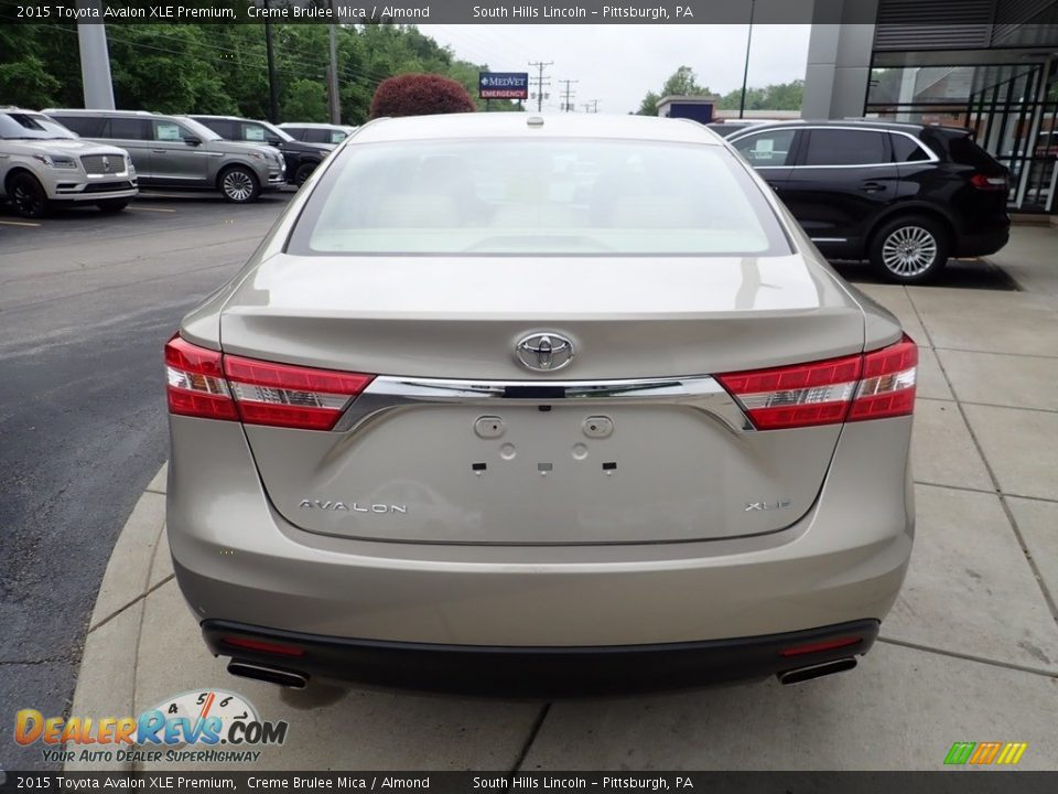 2015 Toyota Avalon XLE Premium Creme Brulee Mica / Almond Photo #4