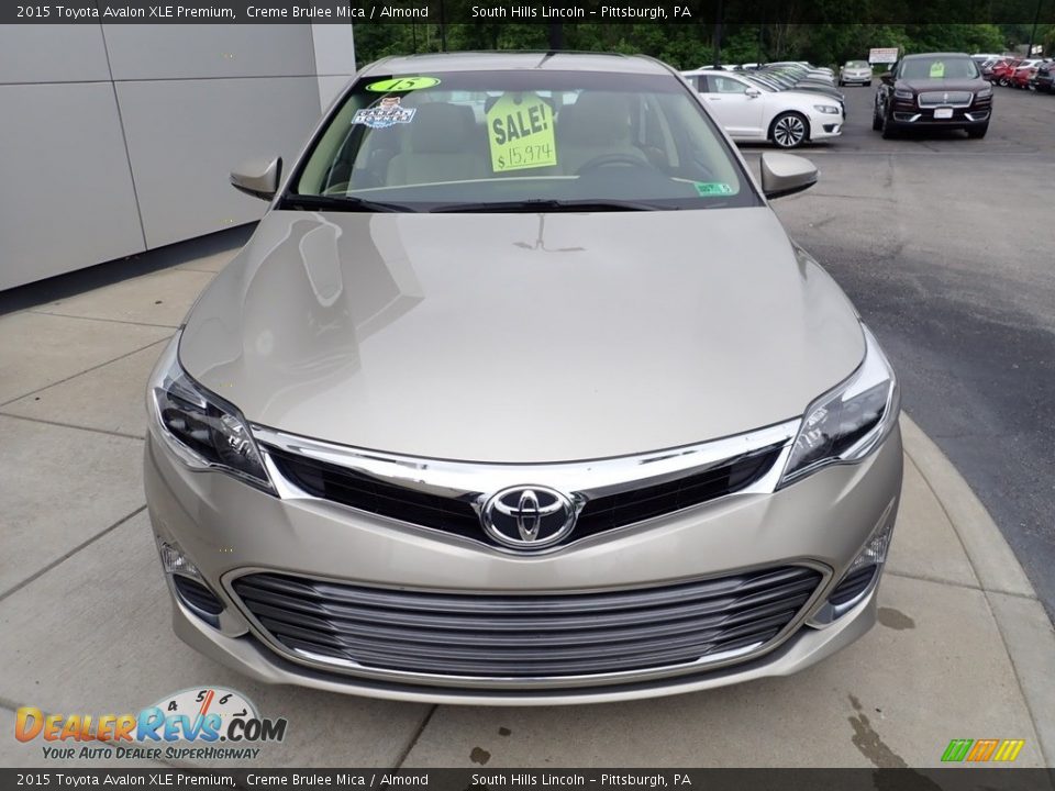 2015 Toyota Avalon XLE Premium Creme Brulee Mica / Almond Photo #8