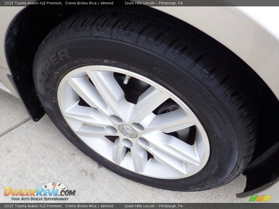 2015 Toyota Avalon XLE Premium Creme Brulee Mica / Almond Photo #9