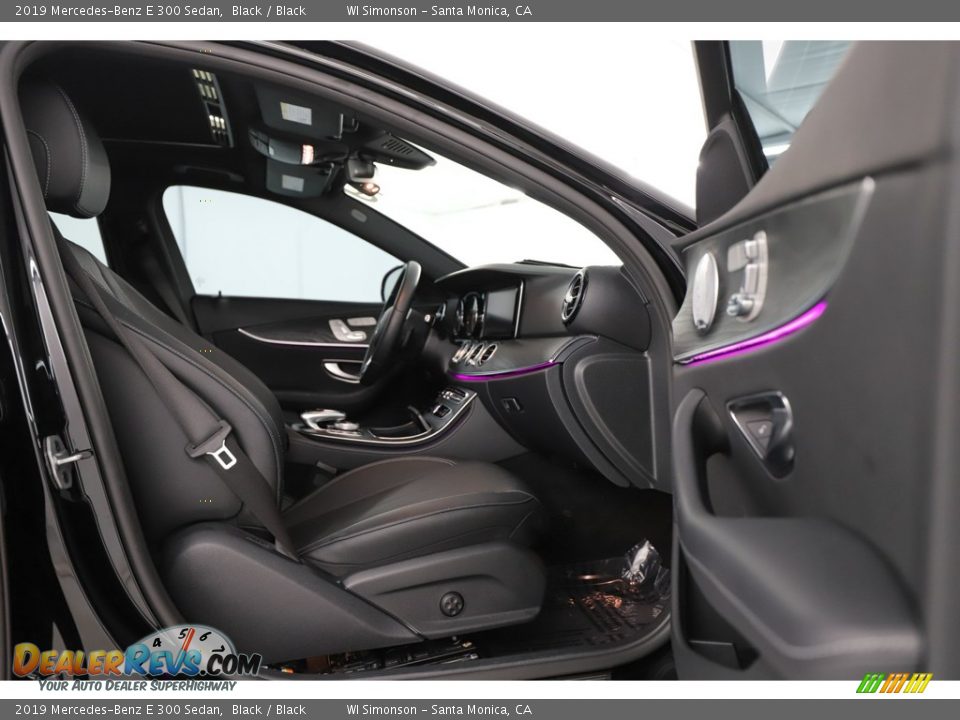 2019 Mercedes-Benz E 300 Sedan Black / Black Photo #30