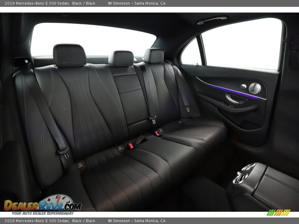 2019 Mercedes-Benz E 300 Sedan Black / Black Photo #34