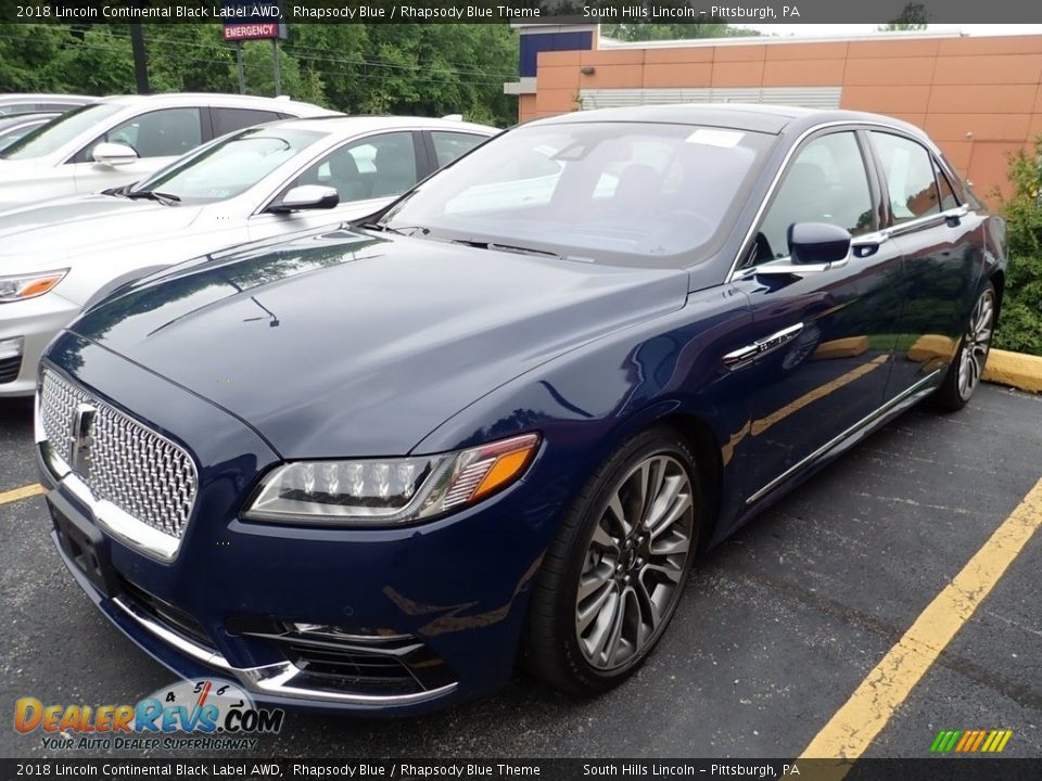 Front 3/4 View of 2018 Lincoln Continental Black Label AWD Photo #1