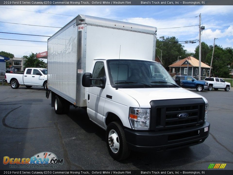 2019 Ford E Series Cutaway E350 Commercial Moving Truck Oxford White / Medium Flint Photo #5