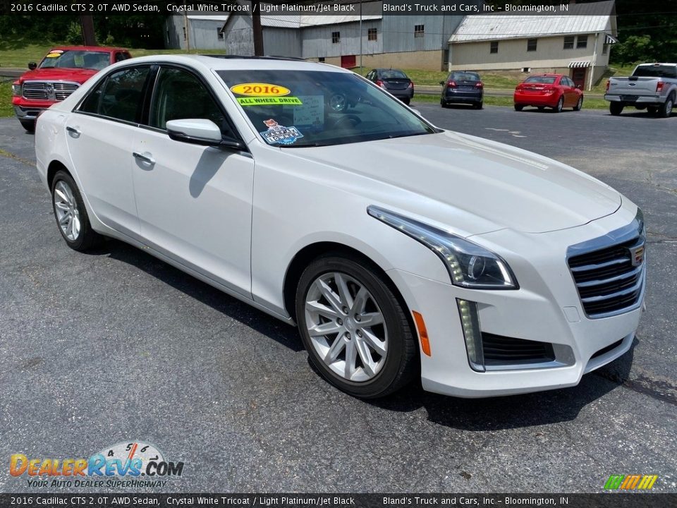 Front 3/4 View of 2016 Cadillac CTS 2.0T AWD Sedan Photo #4