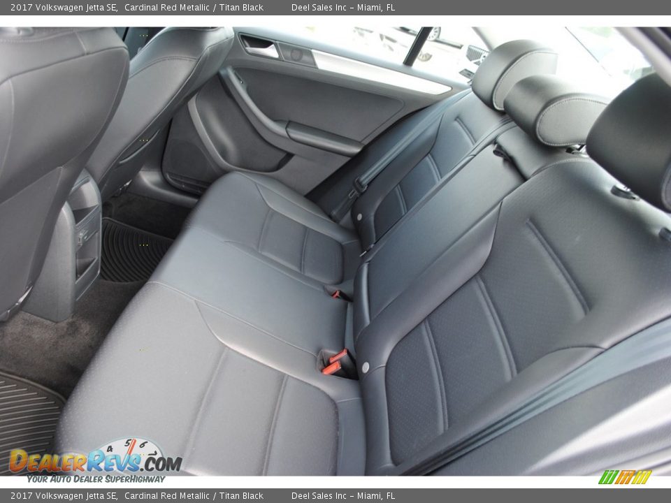 2017 Volkswagen Jetta SE Cardinal Red Metallic / Titan Black Photo #11