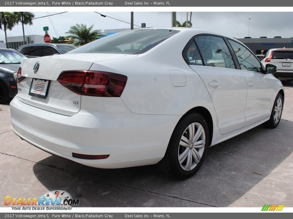 2017 Volkswagen Jetta S Pure White / Black/Palladium Gray Photo #10