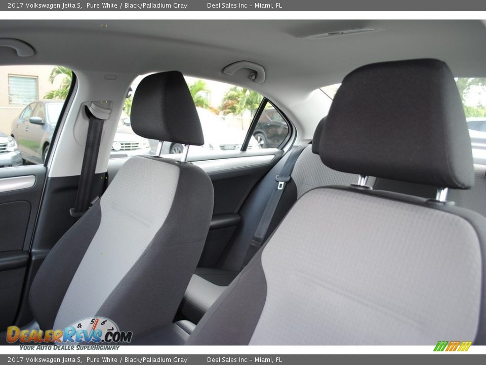 2017 Volkswagen Jetta S Pure White / Black/Palladium Gray Photo #15