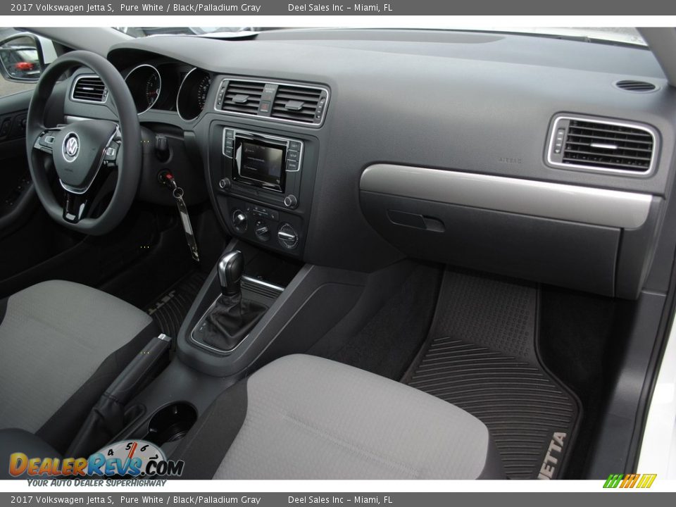 2017 Volkswagen Jetta S Pure White / Black/Palladium Gray Photo #17