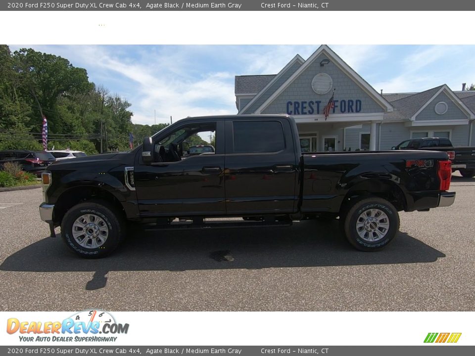 2020 Ford F250 Super Duty XL Crew Cab 4x4 Agate Black / Medium Earth Gray Photo #4