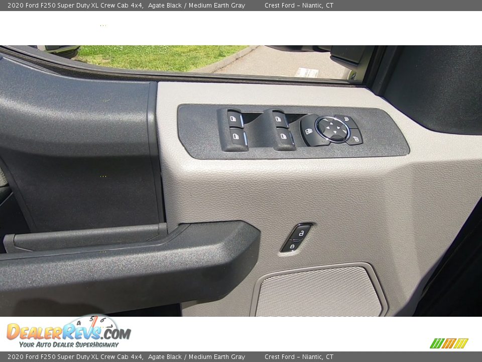 2020 Ford F250 Super Duty XL Crew Cab 4x4 Agate Black / Medium Earth Gray Photo #12