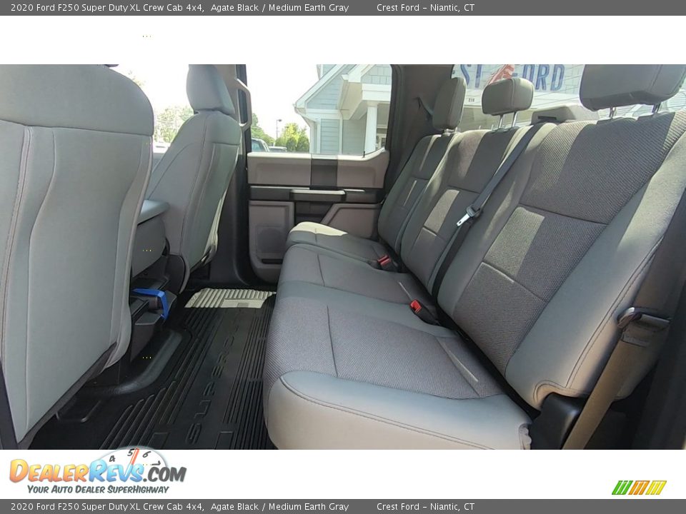 2020 Ford F250 Super Duty XL Crew Cab 4x4 Agate Black / Medium Earth Gray Photo #17