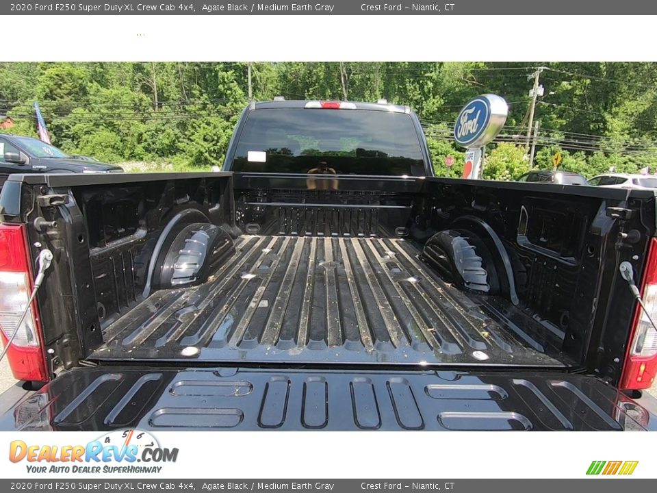 2020 Ford F250 Super Duty XL Crew Cab 4x4 Agate Black / Medium Earth Gray Photo #20