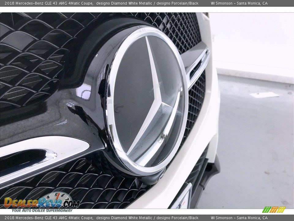 2018 Mercedes-Benz GLE 43 AMG 4Matic Coupe designo Diamond White Metallic / designo Porcelain/Black Photo #33