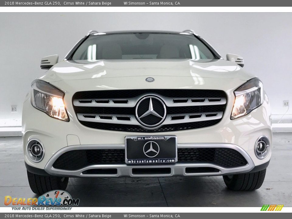 2018 Mercedes-Benz GLA 250 Cirrus White / Sahara Beige Photo #2