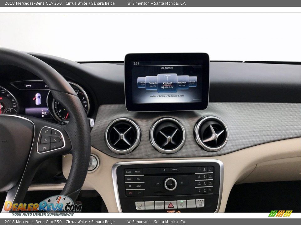 2018 Mercedes-Benz GLA 250 Cirrus White / Sahara Beige Photo #5