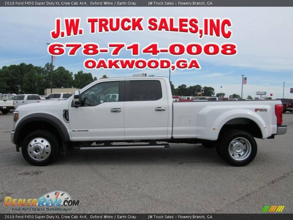 2019 Ford F450 Super Duty XL Crew Cab 4x4 Oxford White / Earth Gray Photo #2