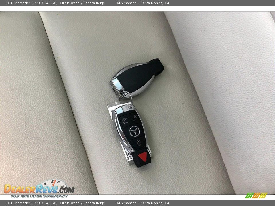 2018 Mercedes-Benz GLA 250 Cirrus White / Sahara Beige Photo #11