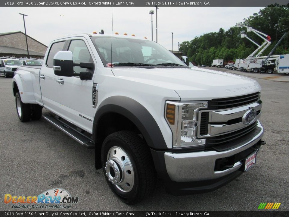 2019 Ford F450 Super Duty XL Crew Cab 4x4 Oxford White / Earth Gray Photo #7