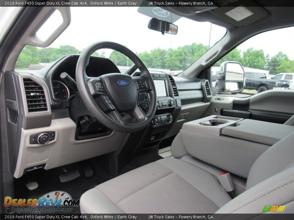 2019 Ford F450 Super Duty XL Crew Cab 4x4 Oxford White / Earth Gray Photo #17