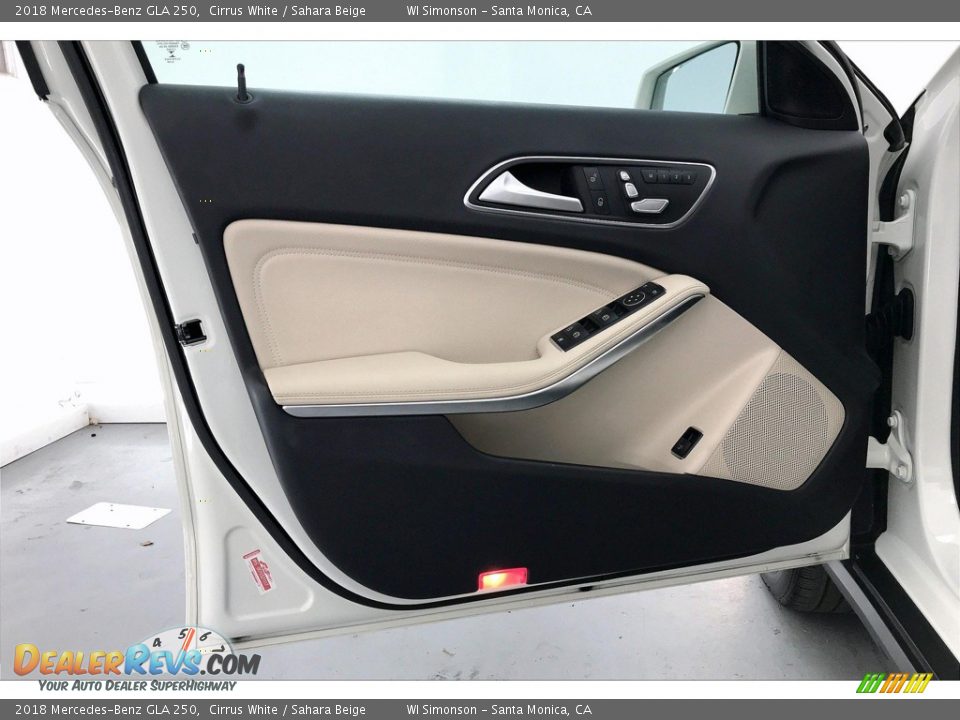 2018 Mercedes-Benz GLA 250 Cirrus White / Sahara Beige Photo #25