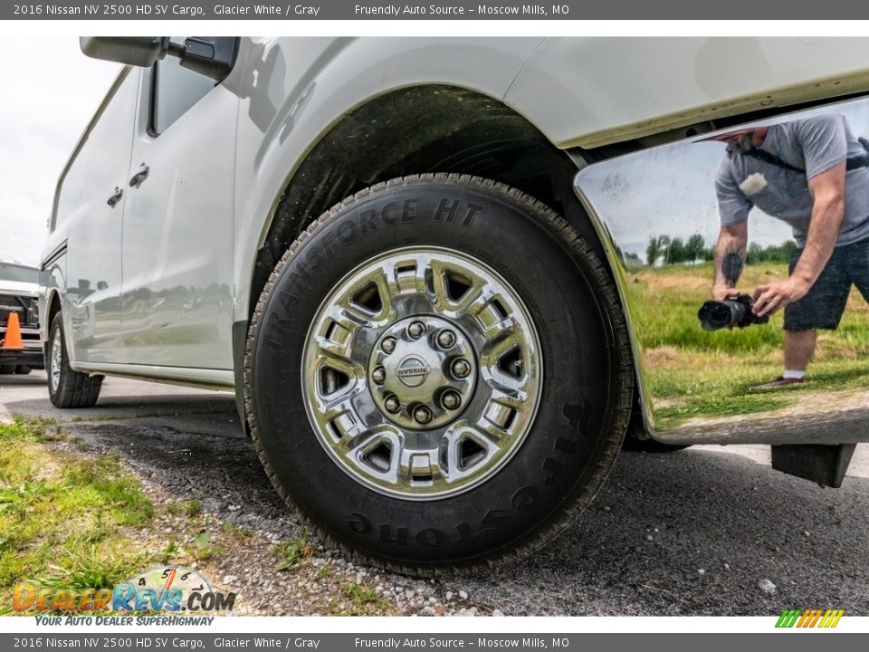 2016 Nissan NV 2500 HD SV Cargo Glacier White / Gray Photo #2