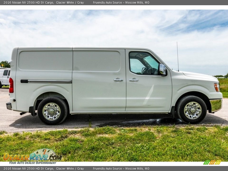 2016 Nissan NV 2500 HD SV Cargo Glacier White / Gray Photo #3