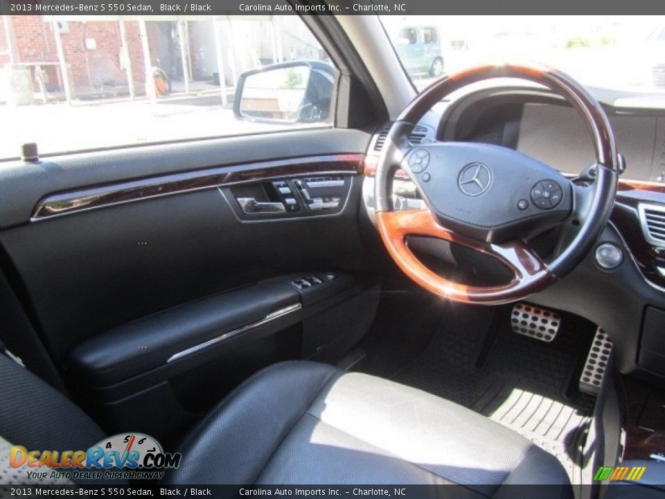 2013 Mercedes-Benz S 550 Sedan Black / Black Photo #12