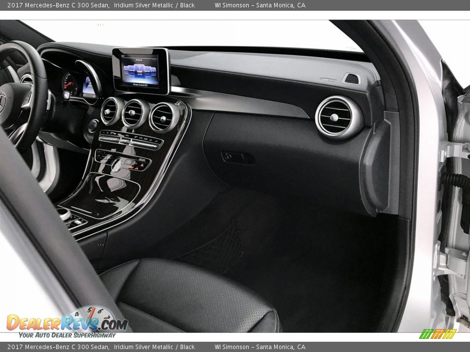 2017 Mercedes-Benz C 300 Sedan Iridium Silver Metallic / Black Photo #28