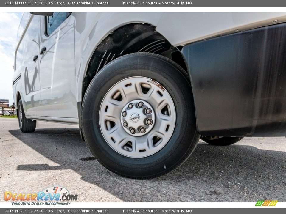 2015 Nissan NV 2500 HD S Cargo Wheel Photo #2