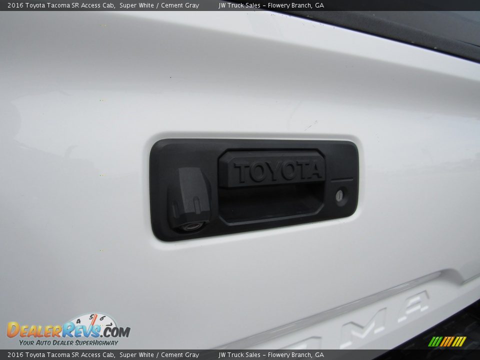 2016 Toyota Tacoma SR Access Cab Super White / Cement Gray Photo #12