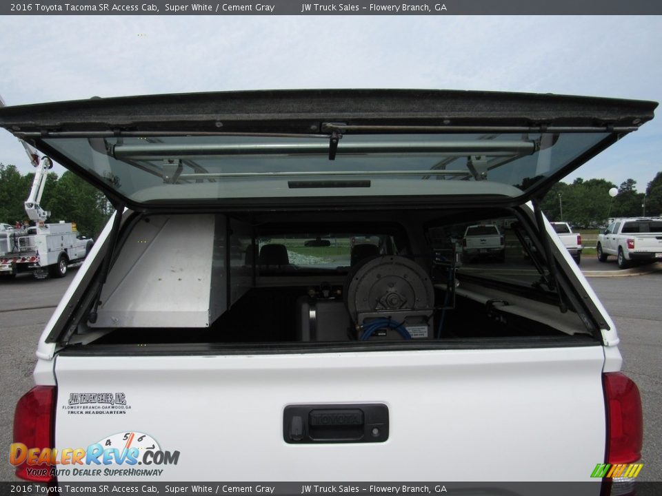 2016 Toyota Tacoma SR Access Cab Super White / Cement Gray Photo #13