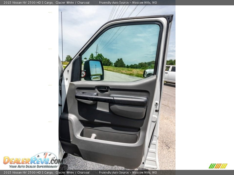 Door Panel of 2015 Nissan NV 2500 HD S Cargo Photo #27