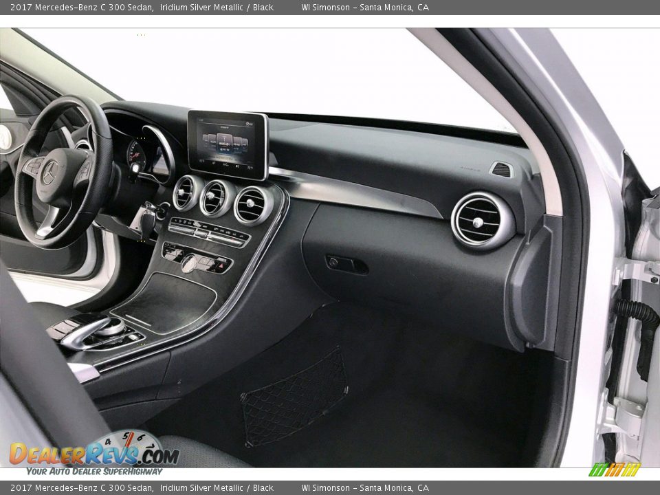 2017 Mercedes-Benz C 300 Sedan Iridium Silver Metallic / Black Photo #28