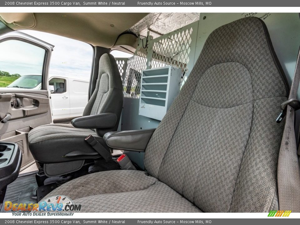 2008 Chevrolet Express 3500 Cargo Van Summit White / Neutral Photo #17