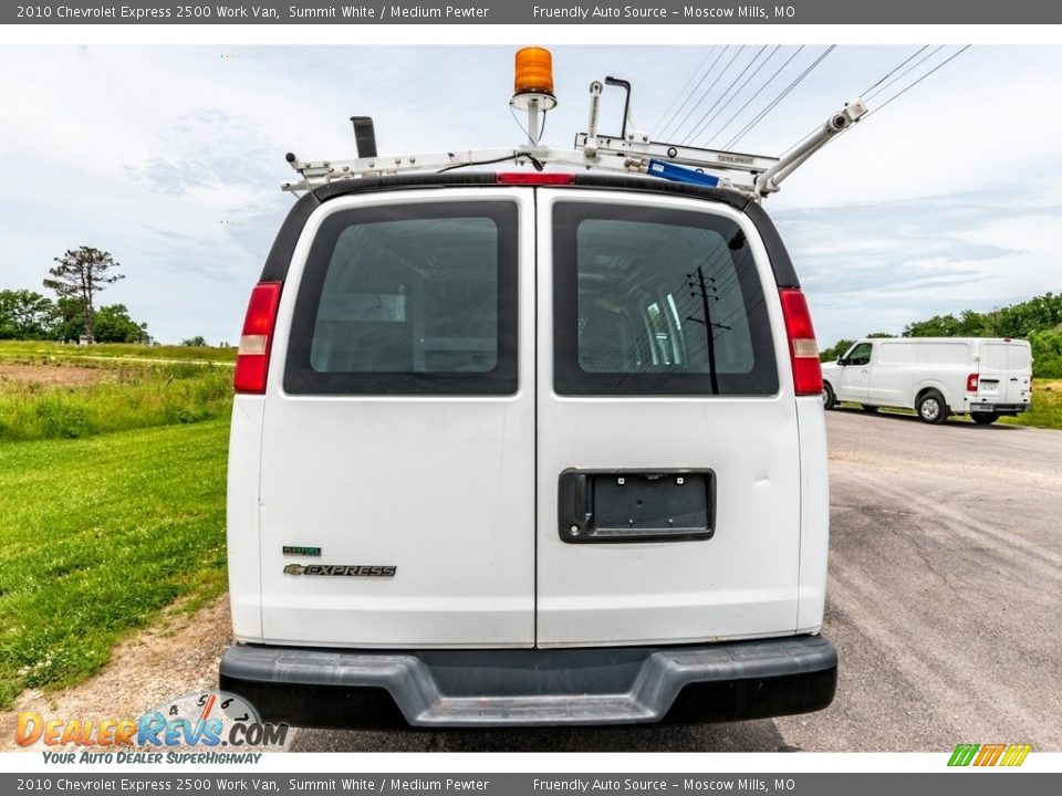 2010 Chevrolet Express 2500 Work Van Summit White / Medium Pewter Photo #5