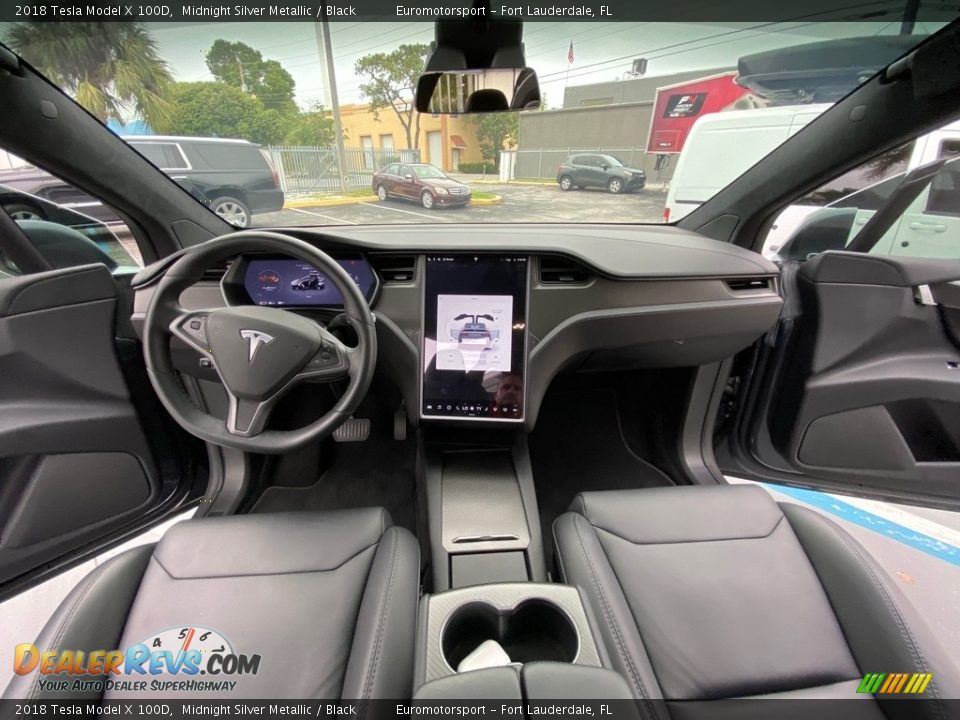 Dashboard of 2018 Tesla Model X 100D Photo #22