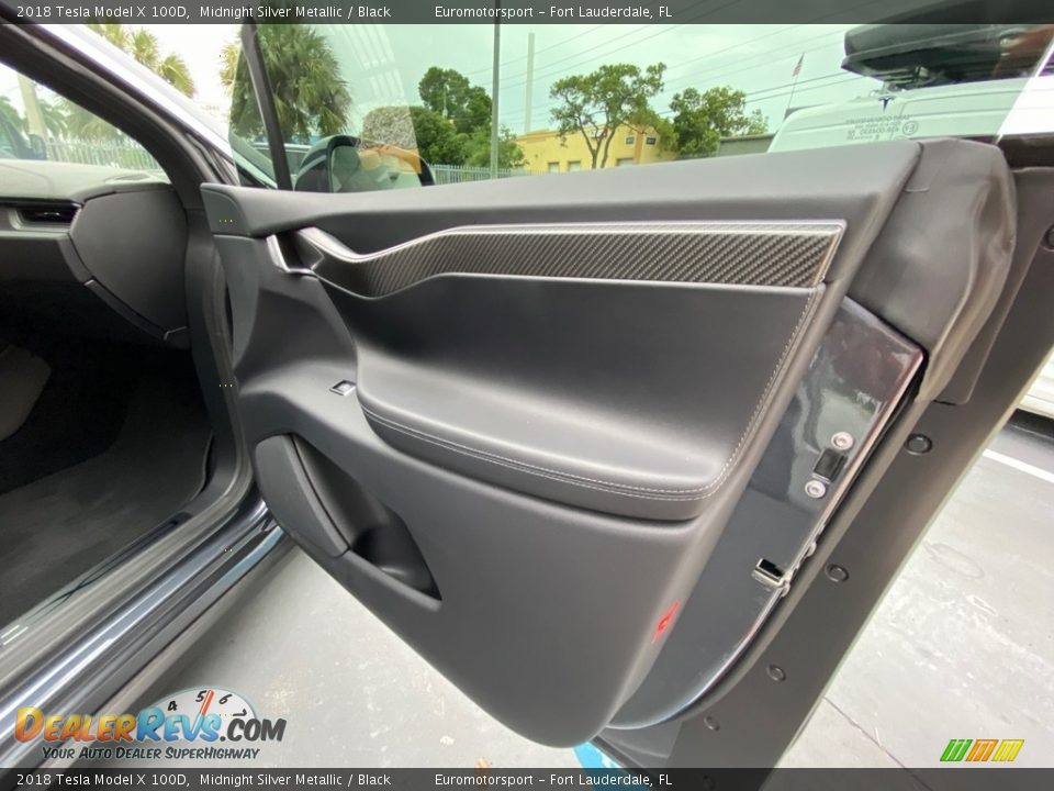 Door Panel of 2018 Tesla Model X 100D Photo #24