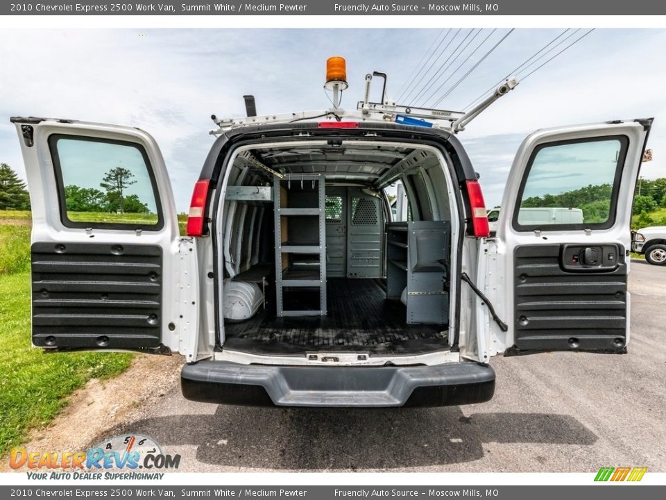 2010 Chevrolet Express 2500 Work Van Summit White / Medium Pewter Photo #21