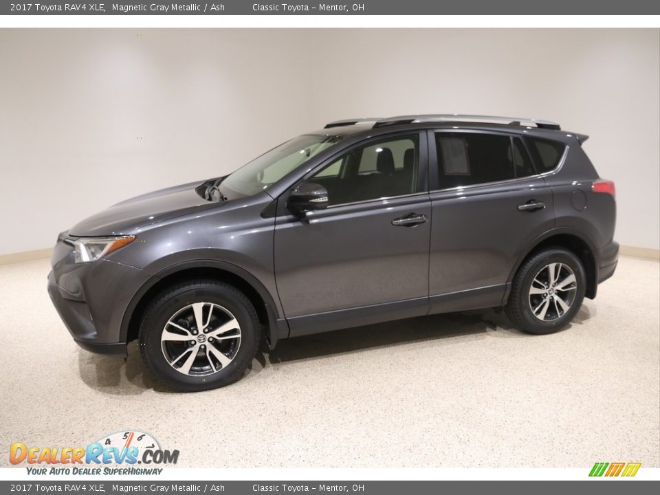 2017 Toyota RAV4 XLE Magnetic Gray Metallic / Ash Photo #3
