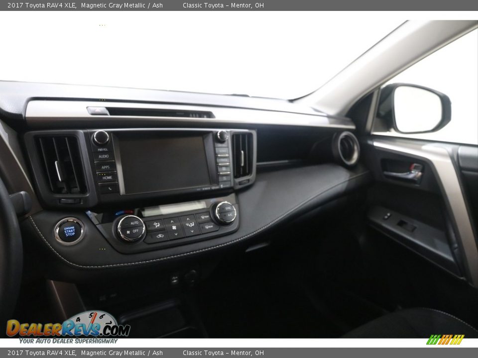 2017 Toyota RAV4 XLE Magnetic Gray Metallic / Ash Photo #10