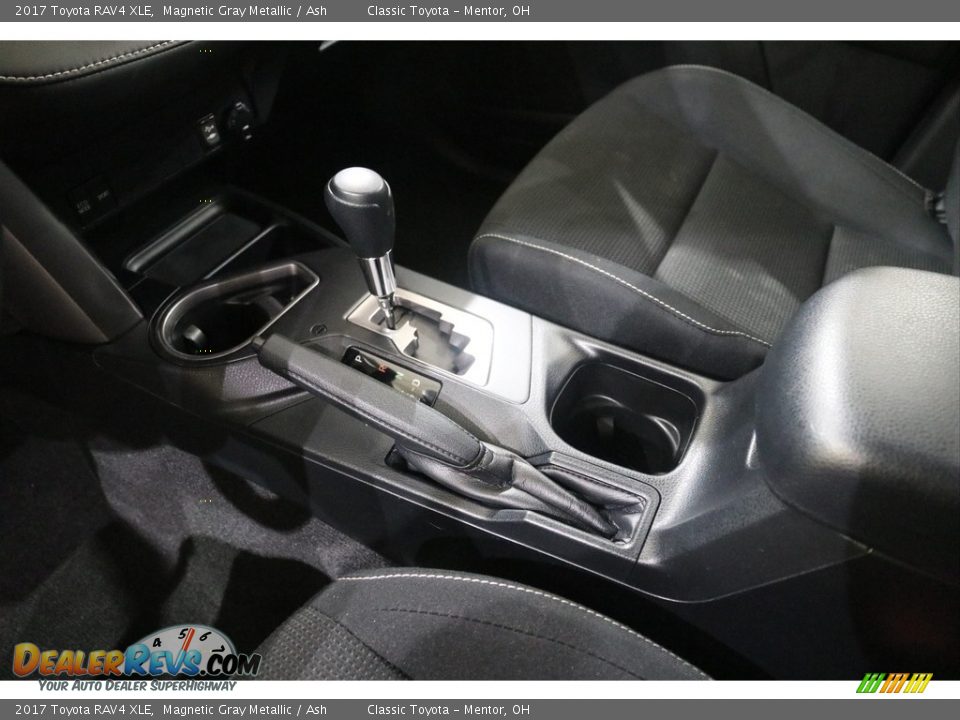 2017 Toyota RAV4 XLE Magnetic Gray Metallic / Ash Photo #14