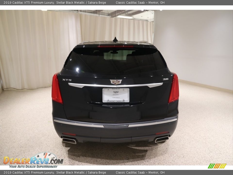 2019 Cadillac XT5 Premium Luxury Stellar Black Metallic / Sahara Beige Photo #4