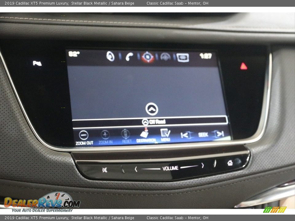 Controls of 2019 Cadillac XT5 Premium Luxury Photo #13