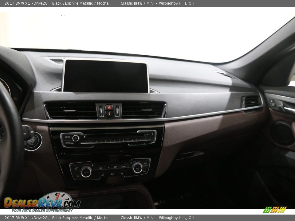 2017 BMW X1 xDrive28i Black Sapphire Metallic / Mocha Photo #10
