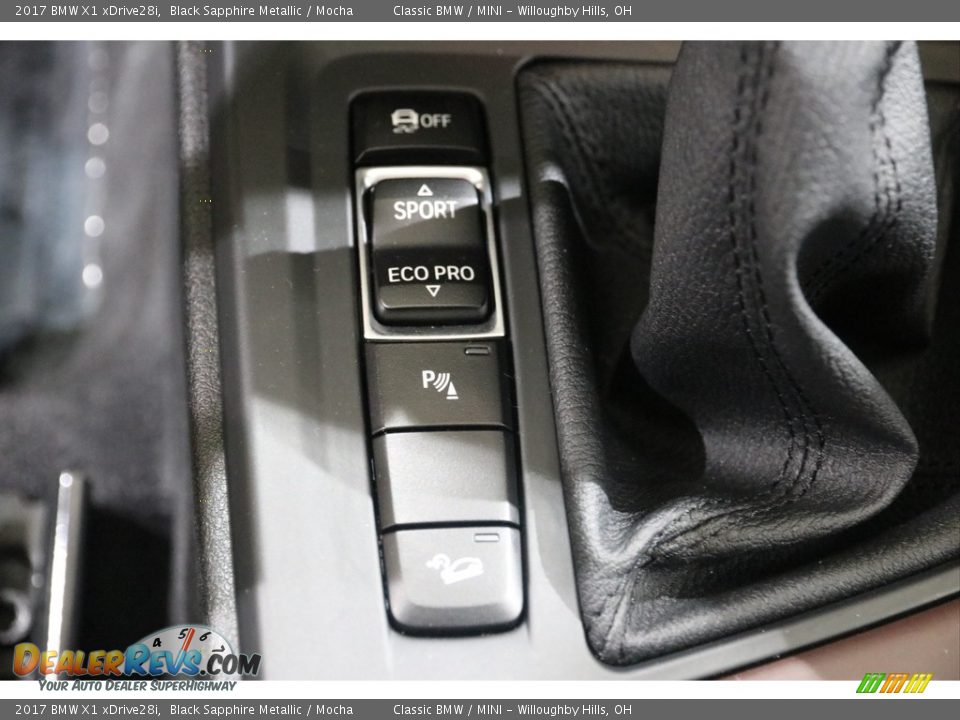 2017 BMW X1 xDrive28i Black Sapphire Metallic / Mocha Photo #14